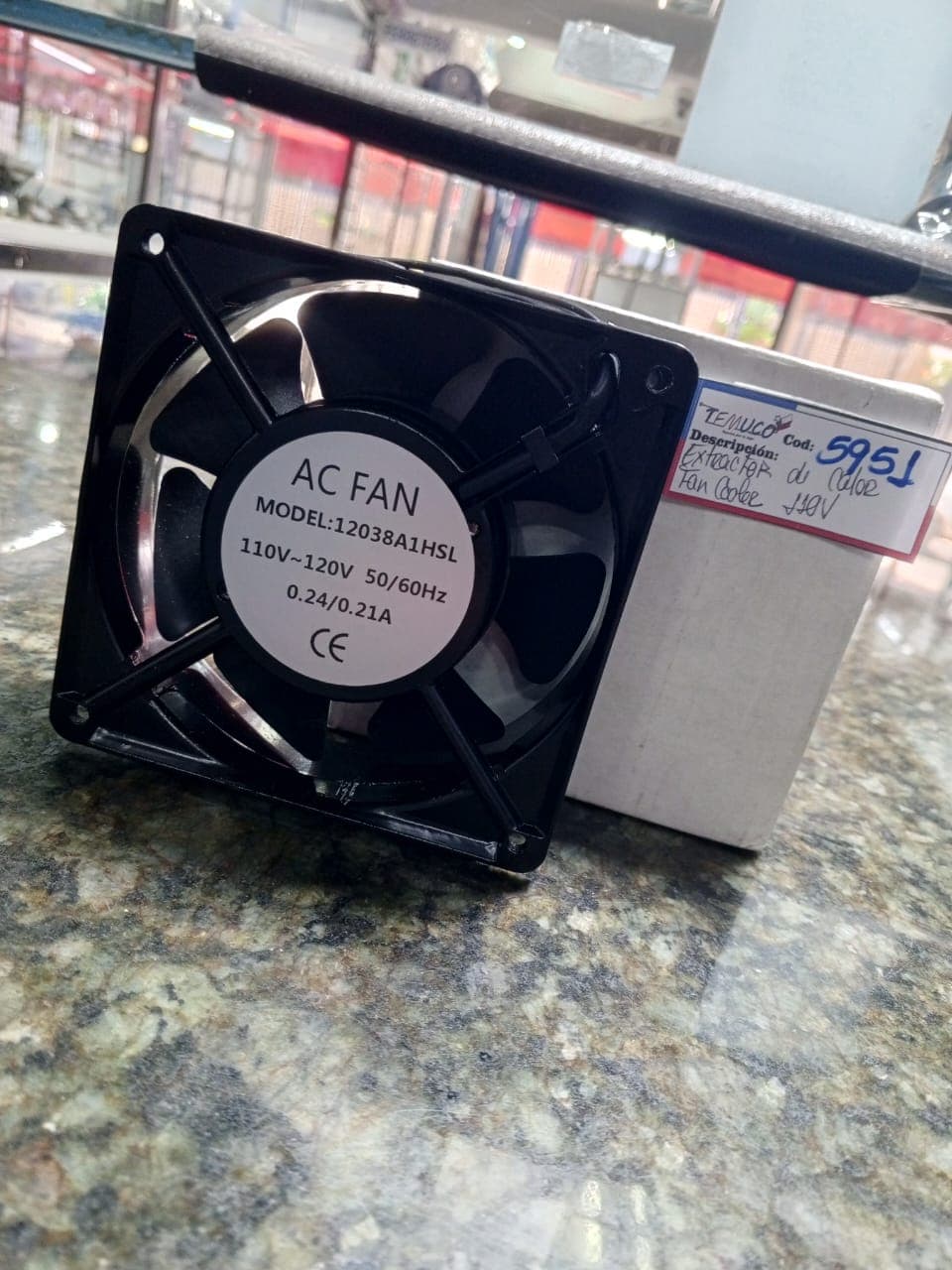 Extractor de calor / Ventilador axial de 120mm (4.7")
