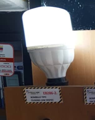 Bombillo LED Zentec tipo Cilindro de 10W