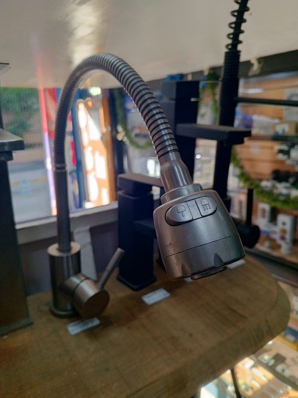 Grifo de cocina monomando estilo profesional