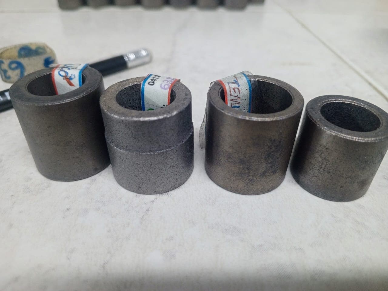 Bocina (buje) de bronce sinterizado autolubricante