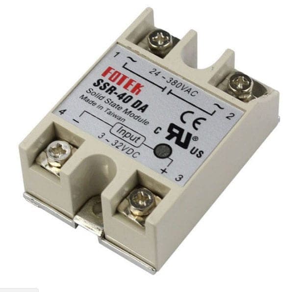 Relé de Estado Sólido (SSR) FOTEK, modelo SSR-40 DA