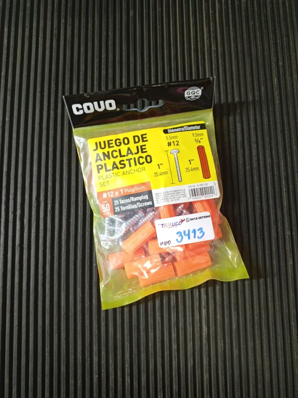 Juego de anclaje plástico COVO con 25 tacos de 3/8" y 25 tornillos de 1"