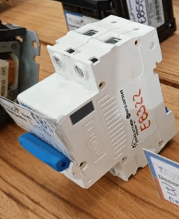 Interruptor Termomagnético Bipolar (Breaker 2 Polos)