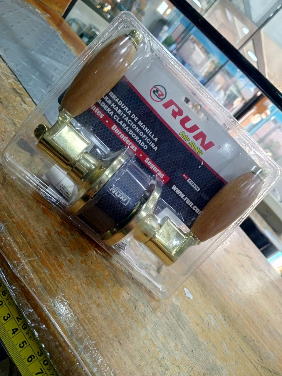 Cerradura de manilla marca RUN