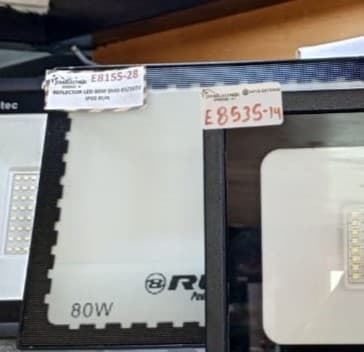 Potente Reflector LED RUN de 80W para exteriores