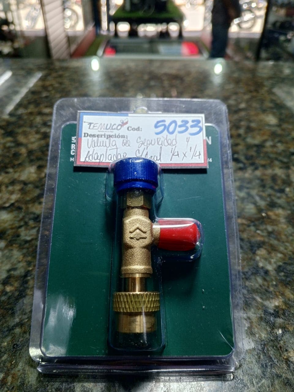 Adaptador de control de flujo para refrigeración