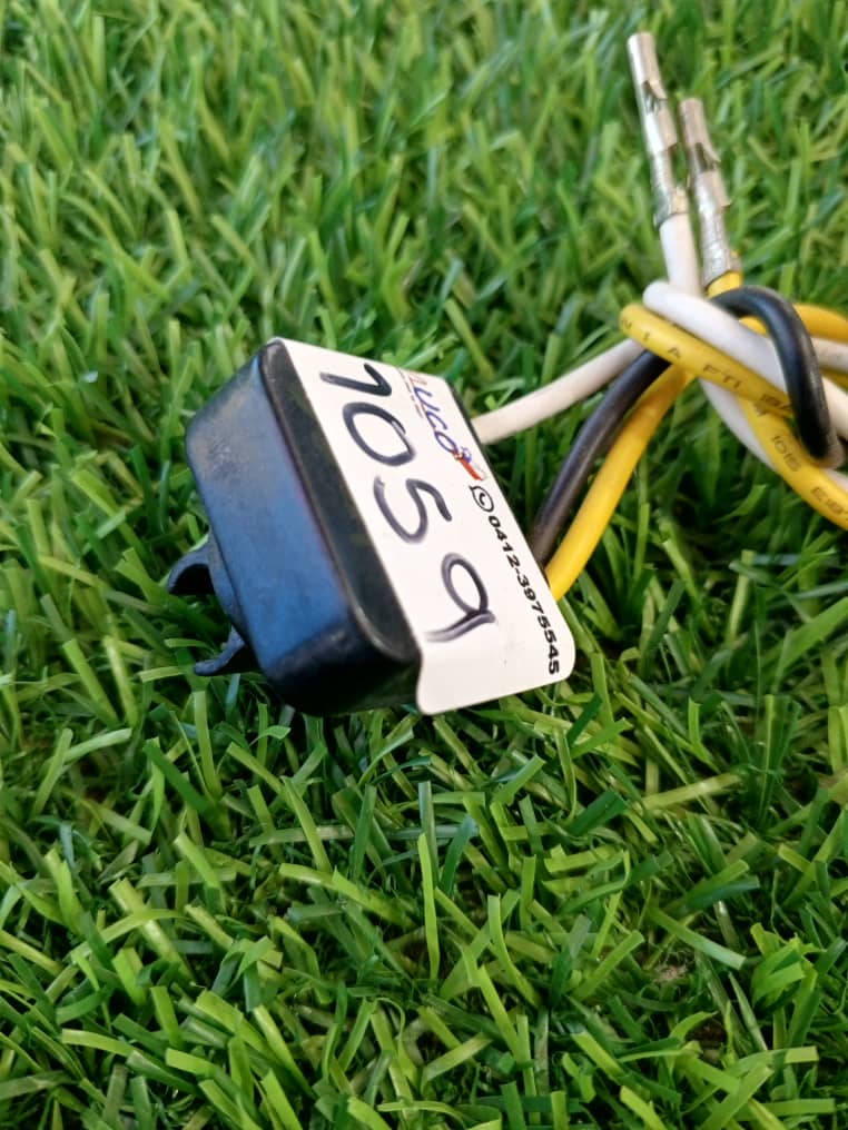 Interruptor de puerta para nevera y refrigerador (Ref. 1059)